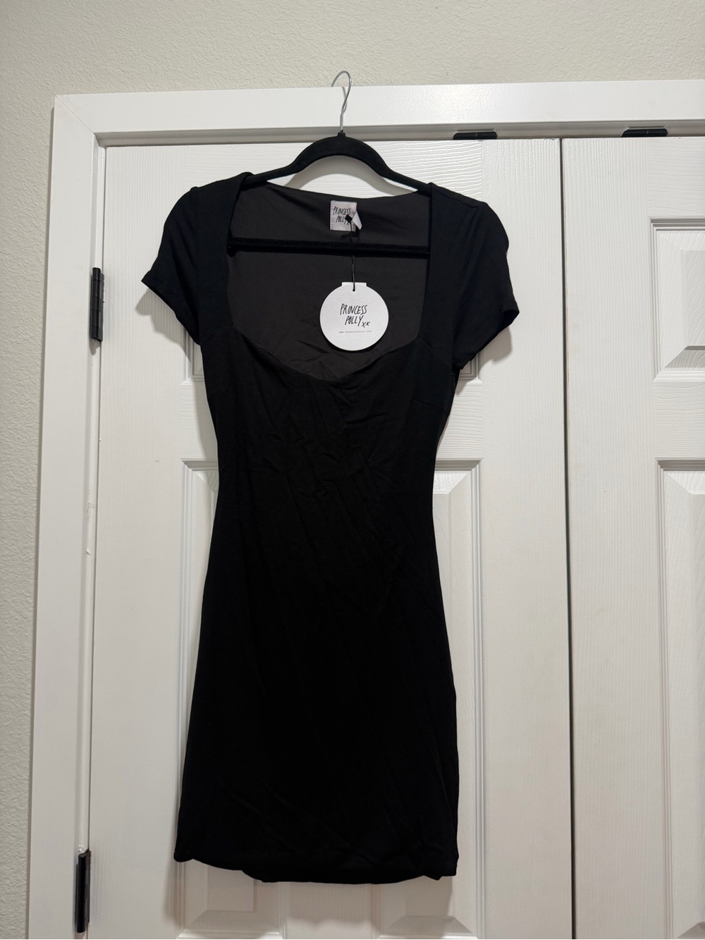NWT Princess Polly Black Scoop Neck Open Back Dress Size 6
